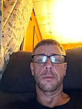 Snapshot of cocomax007 chatting on July 17, 3:02 am cocomax007 online show from July 17, 3:02 am