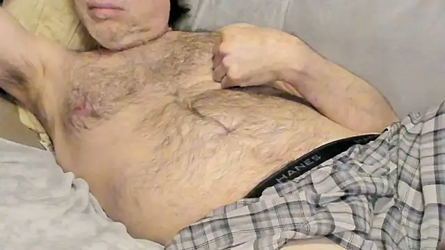 Snapshot of MidwestDadbod chatting on October 13, 1:55 pm MidwestDadbod online show from October 13, 1:55 pm