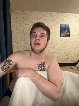 Family-Mm1 online show from December 1, 5:13 pm