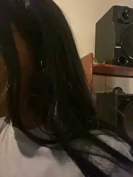 AkiraHomers online show from December 18, 12:32 am