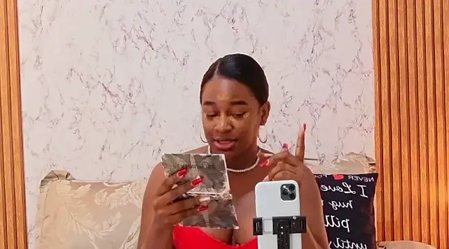 AkiraHomers online show from March 10, 12:26 pm