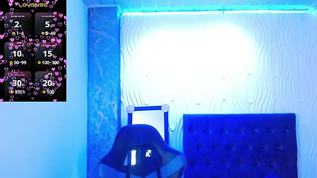 Snapshot of Catalehia_Milk chatting on March 20, 2:29 am Catalehia Milk online show from March 20, 2:29 am