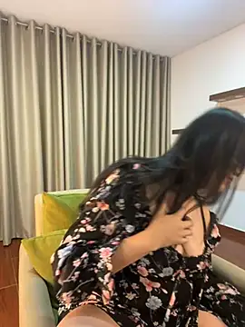 Snapshot of Alice_Biel chatting on December 26, 3:38 am Alice Biel online show from December 26, 3:38 am