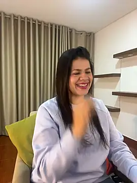 Snapshot of Alice_Biel chatting on January 23, 10:22 am Alice Biel online show from January 23, 10:22 am