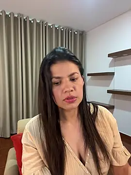 Snapshot of Alice_Biel chatting on March 20, 10:40 pm Alice Biel online show from March 20, 10:40 pm