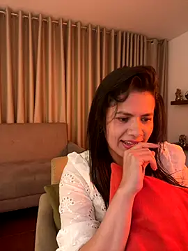 Snapshot of Alice_Biel chatting on October 30, 3:08 am Alice Biel online show from October 30, 3:08 am