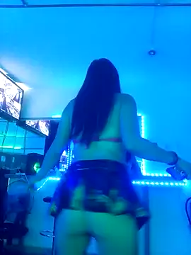 bbferlinaa online show from February 13, 5:53 pm