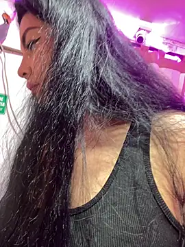 Hot beauty   online show from October 18, 3:53 am