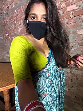 Snapshot of bihariguy chatting on March 22, 6:43 am bihariguy online show from March 22, 6:43 am