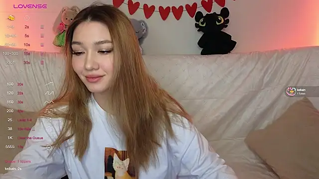 Snapshot of LuxuryGirl__ chatting on February 26, 12:36 pm LuxuryGirl online show from February 26, 12:36 pm