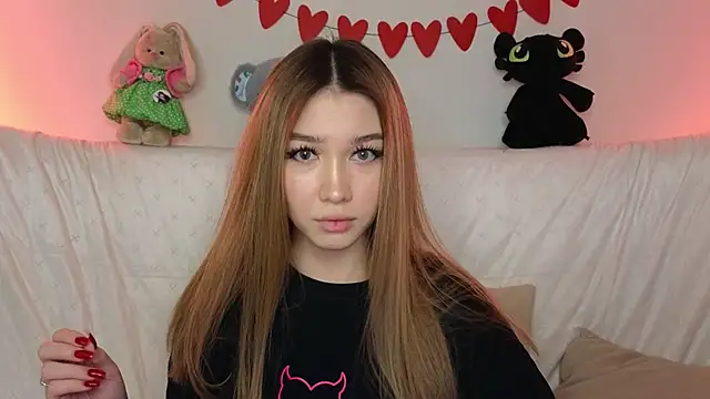 Snapshot of LuxuryGirl__ chatting on February 27, 12:23 pm LuxuryGirl online show from February 27, 12:23 pm