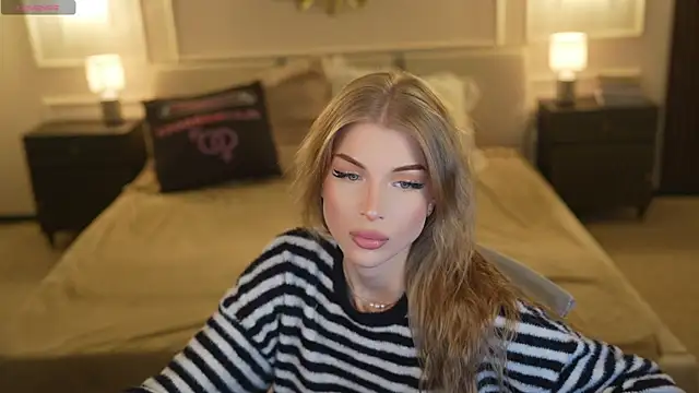 Snapshot of Stacy054 chatting on November 9, 1:20 pm Stacy054 online show from November 9, 1:20 pm