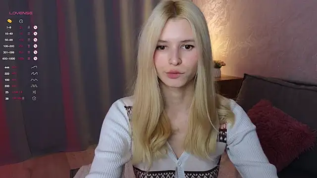 elsa limerence online show from November 15, 12:13 pm