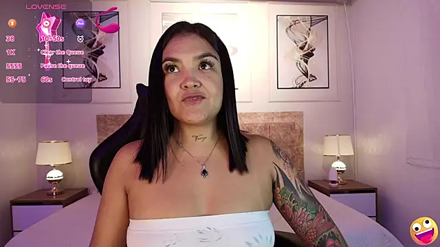 Snapshot of lyn_adamns chatting on December 17, 10:54 pm lyn adamns online show from December 17, 10:54 pm