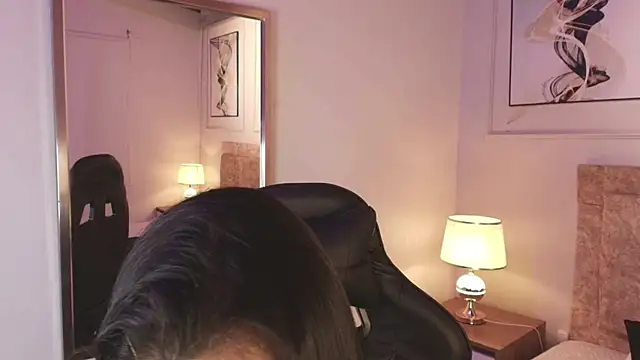 Snapshot of lyn_adamns chatting on January 24, 11:12 pm lyn adamns online show from January 24, 11:12 pm