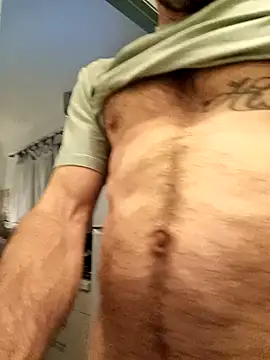 Snapshot of jonyfree1978 chatting on October 28, 12:47 am jonyfree1978 online show from October 28, 12:47 am