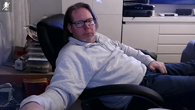 VSteph online show from March 20, 9:41 pm