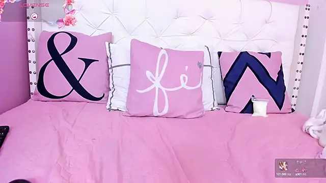 Snapshot of alice__tylor chatting on March 22, 5:31 pm alice tylor online show from March 22, 5:31 pm