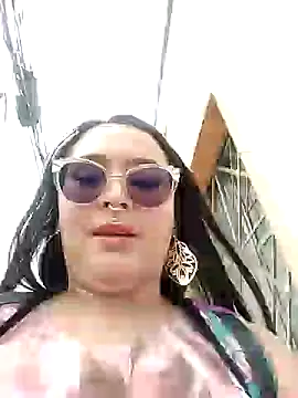 ambar 07 online show from December 7, 2:35 pm