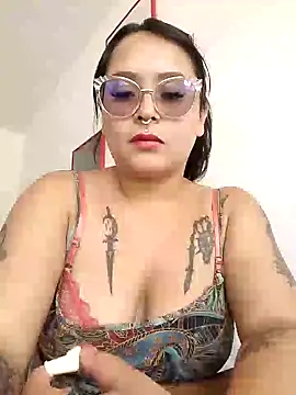 ambar 07 online show from February 8, 3:00 pm