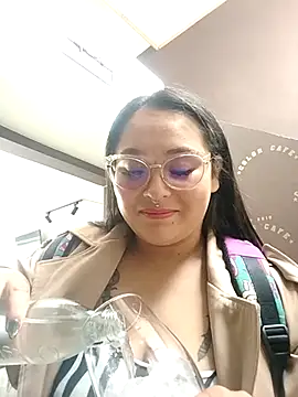 ambar 07 online show from March 1, 3:27 pm