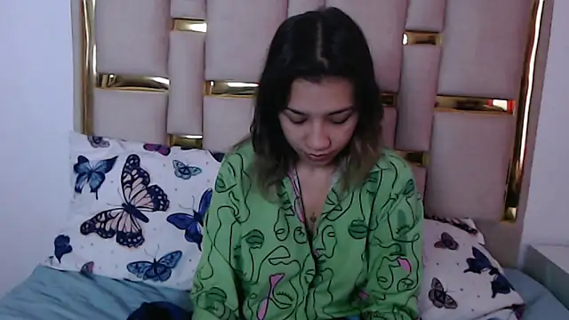 nina carther online show from November 11, 11:10 am