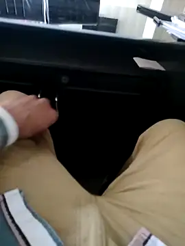 Snapshot of Delhi28 chatting on October 23, 10:14 am Delhi28 online show from October 23, 10:14 am