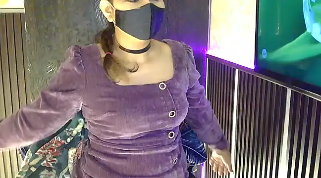 Snapshot of fabdemira chatting on January 8, 11:19 pm fabdemira online show from January 8, 11:19 pm