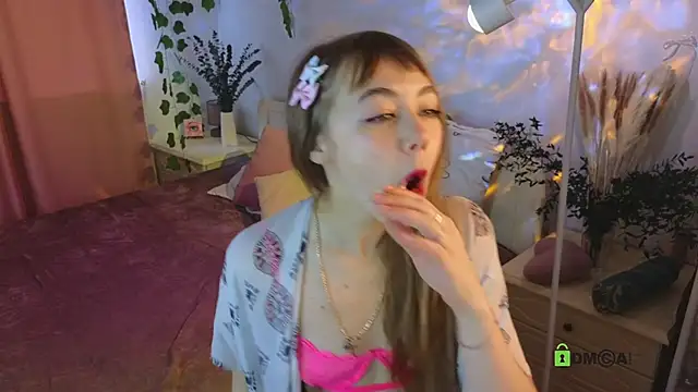 Hello Vivienne online show from September 17, 1:46 pm