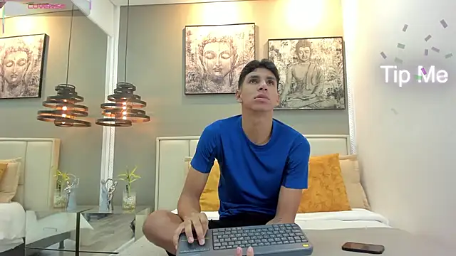 Snapshot of kieran_derek chatting on November 22, 3:16 am kieran derek online show from November 22, 3:16 am