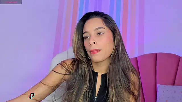 Marilyn rouse  online show from December 22, 11:52 pm