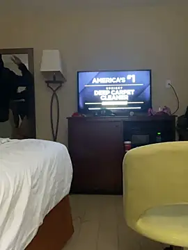 Snapshot of MaskOn_DOut chatting on January 25, 10:08 am MaskOn DOut online show from January 25, 10:08 am