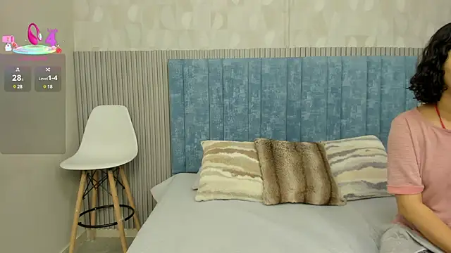 Snapshot of pretty_sunlight_ chatting on March 13, 1:21 am pretty sunlight online show from March 13, 1:21 am