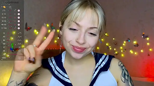 Snapshot of lavenderluxe chatting on December 22, 9:11 am lavenderluxe online show from December 22, 9:11 am
