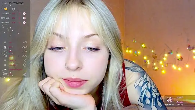 Snapshot of lavenderluxe chatting on January 7, 4:59 pm lavenderluxe online show from January 7, 4:59 pm