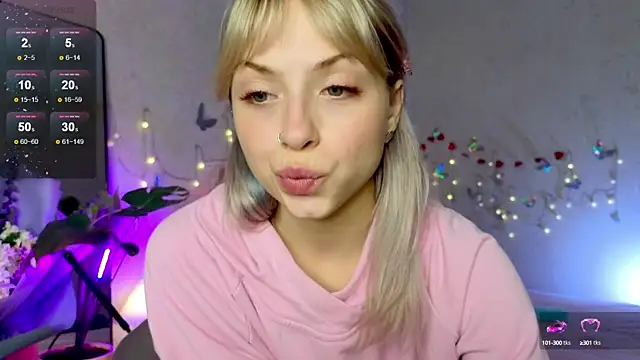 Snapshot of lavenderluxe chatting on September 14, 9:41 am lavenderluxe online show from September 14, 9:41 am