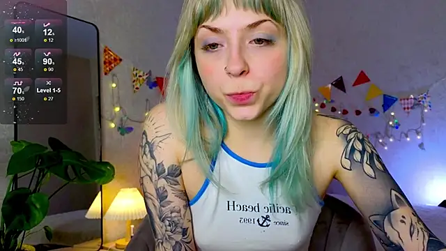 lavenderluxe online show from November 16, 7:58 am