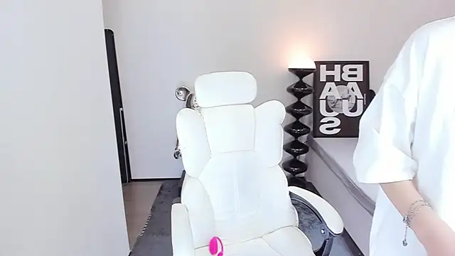 Snapshot of bdbdzs chatting on January 25, 2:58 am bdbdzs online show from January 25, 2:58 am