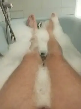 Snapshot of hexsmith96 chatting on December 15, 10:28 am hexsmith96 online show from December 15, 10:28 am