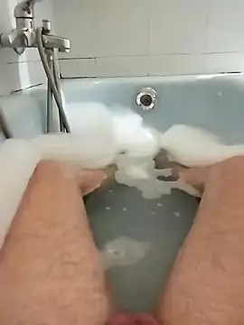 Snapshot of hexsmith96 chatting on December 16, 8:48 pm hexsmith96 online show from December 16, 8:48 pm