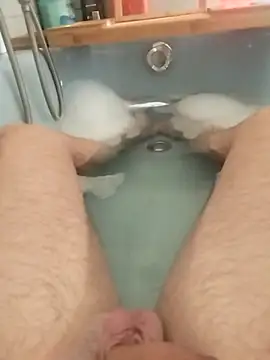 Snapshot of hexsmith96 chatting on December 29, 2:31 pm hexsmith96 online show from December 29, 2:31 pm