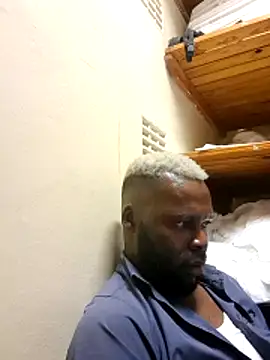 Snapshot of Touch_mysoul chatting on December 18, 3:51 pm Touch mysoul online show from December 18, 3:51 pm