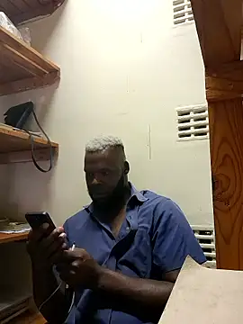 Snapshot of Touch_mysoul chatting on December 19, 8:43 am Touch mysoul online show from December 19, 8:43 am