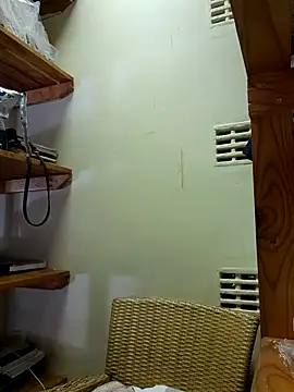 Snapshot of Touch_mysoul chatting on January 8, 10:28 am Touch mysoul online show from January 8, 10:28 am