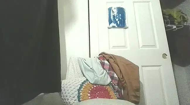 PompasPurpleriver online show from December 19, 12:13 am