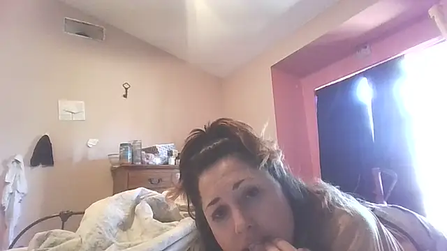 PompasPurpleriver online show from April 17, 10:24 pm