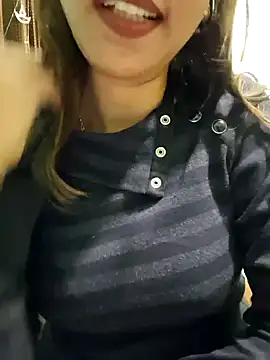 Snapshot of MIss-Naina chatting on January 26, 2:45 am MIss-Naina online show from January 26, 2:45 am