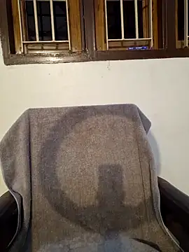 Snapshot of MIss-Naina chatting on March 21, 11:45 pm MIss-Naina online show from March 21, 11:45 pm