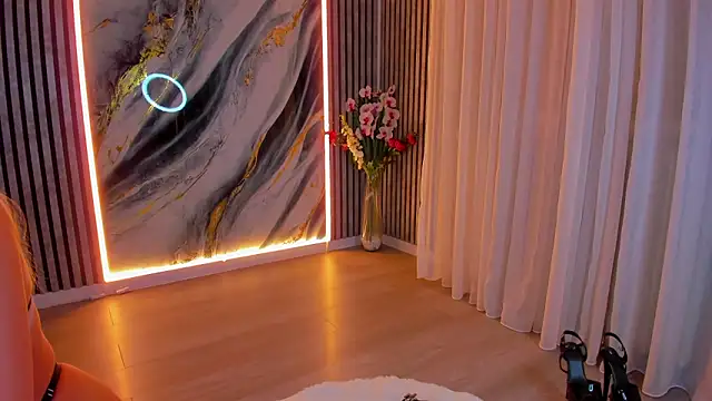 VivienCarter online show from March 24, 3:00 am