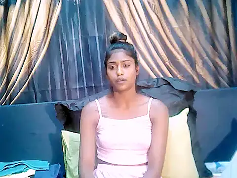 Snapshot of indiantimtim4u chatting on December 5, 11:40 pm indiantimtim4u online show from December 5, 11:40 pm